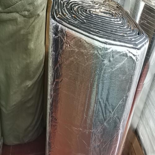 高密度橡塑发泡隔音隔热棉全车通用自粘防火隔热四门隔音降噪材料墙体